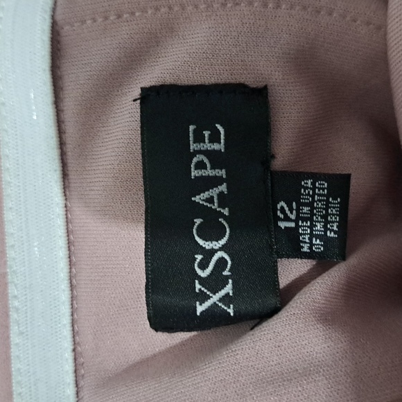 Xscape Off-the-Shoulder Ruched Ruched Waist Scuba Crepe Thigh High Slit … - Picture 8 of 11